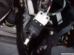 See U3782 repair manual